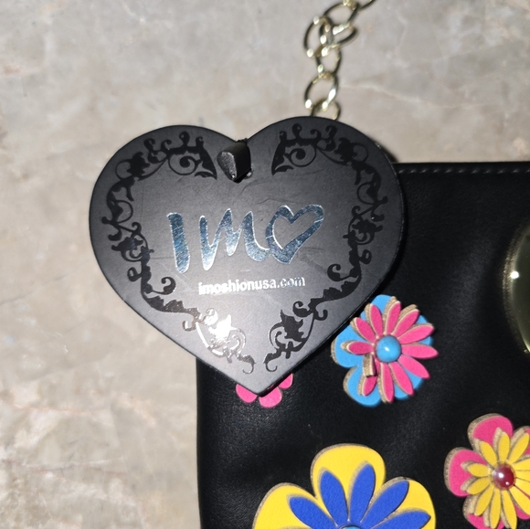 Imoshion Black Flower Applique Crossbody Clutch NWT - Picture 4 of 7